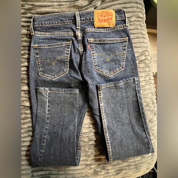 Levi’s Brand New​​ - Picture 3 of 10